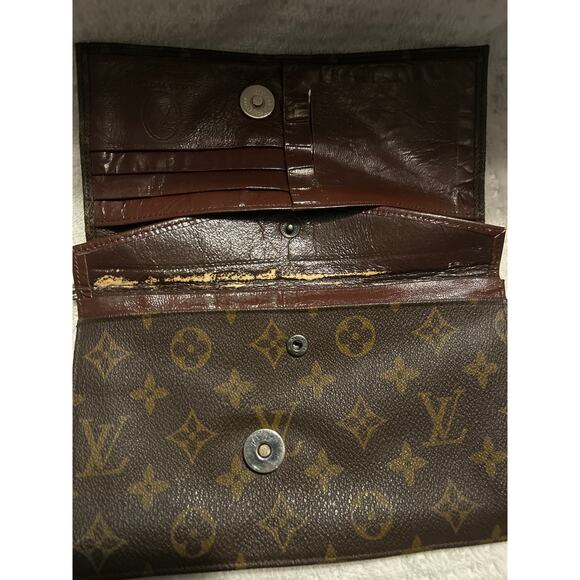 Vintage Louis Vuitton Wallet Wrist Strap Folds Card Slots Zipper - Picture 5 of 7